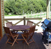 McLaren Ridge 3 - McLaren Ridge Log Cabins - Accommodation in Brisbane