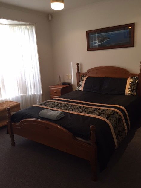 Lakeside Getaway - Accommodation in Brisbane 11