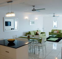 Vision Cairns Esplanade - Accommodation in Brisbane