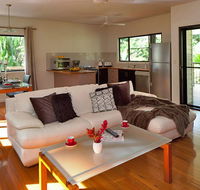 Misty Mountains Tropical Rainforest Romantic Retreat - Accommodation in Brisbane