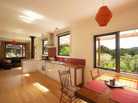 Elvenhome Farm Cottage - Accommodation in Brisbane 2