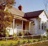 Majestic View Emily Cottage - Accommodation in Brisbane