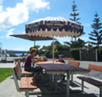 Hillcrest Caravan Park - Accommodation in Brisbane
