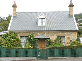 Crescentfield Cottage - Accommodation in Brisbane 0