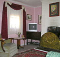 Hollyhock Cottage - Accommodation in Brisbane