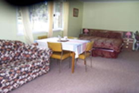 Quamby Pines Chalet B & B - Accommodation in Brisbane 0