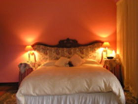 Cow 'n' Calf Art Gallery Unit - Accommodation in Brisbane 0