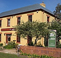 Schouten House - Accommodation in Brisbane