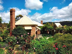 Moving Image Boutique Guest House - Accommodation in Brisbane 0