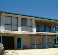 Lazy Wave Beach House - Accommodation in Brisbane