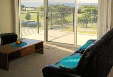 Windows On Bicheno - Accommodation in Brisbane 4