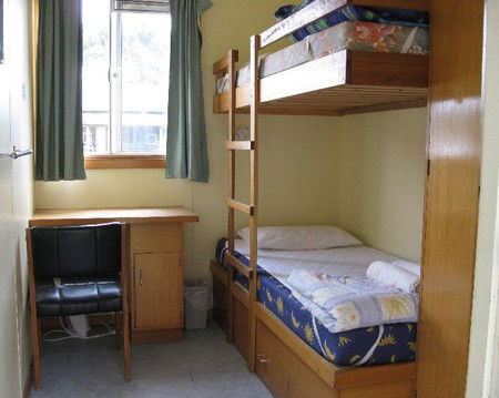 Strahan Backpackers YHA - Accommodation in Brisbane 2