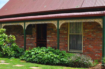 Killynaught Spa Cottages - Accommodation in Brisbane 3