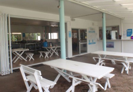 Absolute Backpackers Mission Beach - Accommodation in Brisbane 7