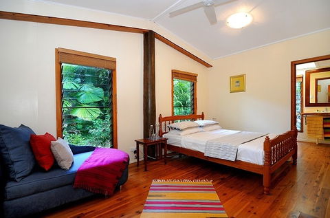 Cow Bay Homestay Bed And Breakfast - Accommodation in Brisbane 4