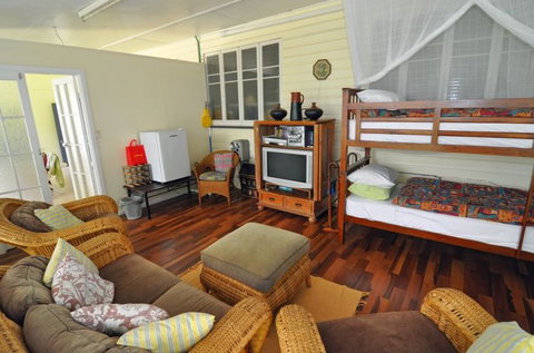 Cairns Holiday Homes Wilks House - Accommodation in Brisbane 5