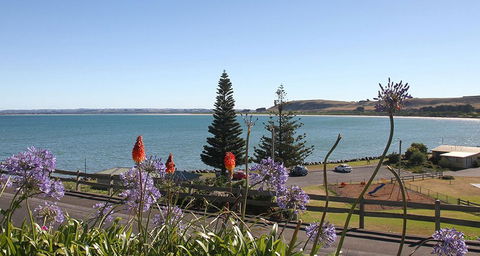 Captains Cottage - Accommodation in Brisbane 5
