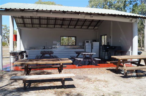 Rainbow Waters Holiday Park - Accommodation in Brisbane 5