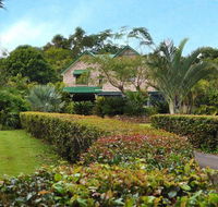 Peppertree Cottage Boutique Bed and Breakfast - Accommodation in Brisbane