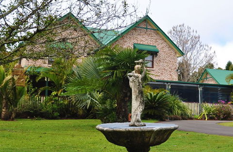 Peppertree Cottage Boutique Bed And Breakfast - Accommodation in Brisbane 1