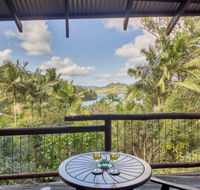 Secrets on the Lake - Accommodation in Brisbane