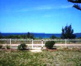 Bay Beachfront - Accommodation in Brisbane 0