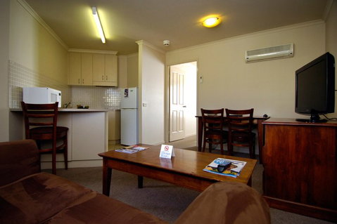 Parklands Apartments Dickson - Accommodation in Brisbane 2