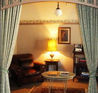 Old England Accommodation - Accommodation in Brisbane