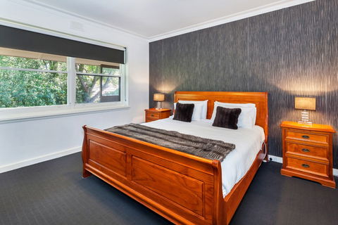 Lake Wendouree Luxury Apartments - Accommodation in Brisbane 6