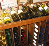Warrenmang Vineyard  Resort - Accommodation in Brisbane
