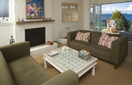 Absolute Waterfront At Hyams Beach - Elandra - Accommodation in Brisbane 2