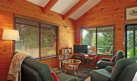 Blue Gums Cottage - Accommodation in Brisbane 3