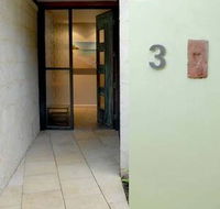 By the Beach B and B Holiday Apartments - Accommodation in Brisbane