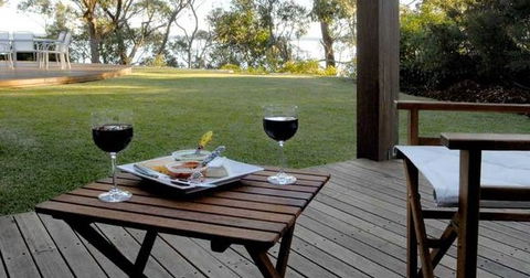 By The Beach B And B Holiday Apartments - Accommodation in Brisbane 3