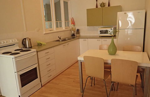 Bayswater Beach House - Accommodation in Brisbane 8