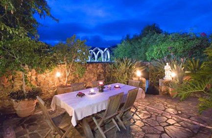 Castle On The Hill Bed And Breakfast - Accommodation in Brisbane 2