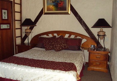 Castle On The Hill Bed And Breakfast - Accommodation in Brisbane 5