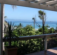 Beach House at Wategos - Accommodation in Brisbane