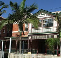 Maclean Hotel - Accommodation in Brisbane
