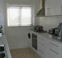 Hill Crest House - Accommodation in Brisbane