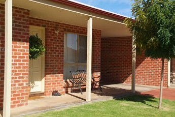 Tarrawingee Holiday Unit - Accommodation in Brisbane 3