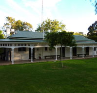Lake Victoria Station Lodge - Accommodation in Brisbane