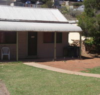 Aly's Cottage - Accommodation in Brisbane