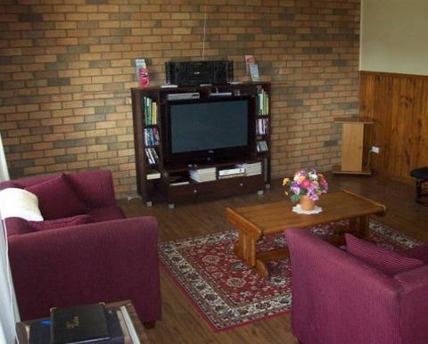 Riverland Holiday Cottage - Accommodation in Brisbane 1