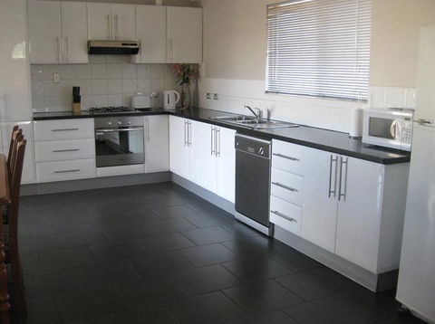 Silver City Cottages - Accommodation in Brisbane 0