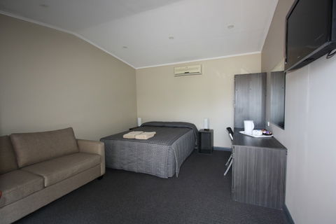 Copper City Motel - Accommodation in Brisbane 2