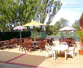 Royal Hotel Motel - Wentworth - Accommodation in Brisbane 0