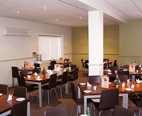 Royal Hotel Motel - Wentworth - Accommodation in Brisbane 1