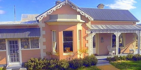Cromwell House - Accommodation in Brisbane 0