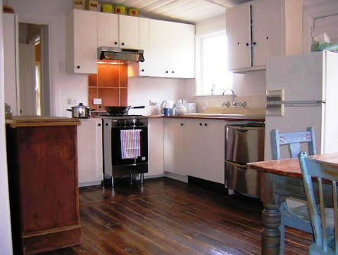 Cooma Cottage - Accommodation - Accommodation in Brisbane 2